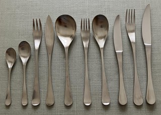 Alveston 10 piece place setting